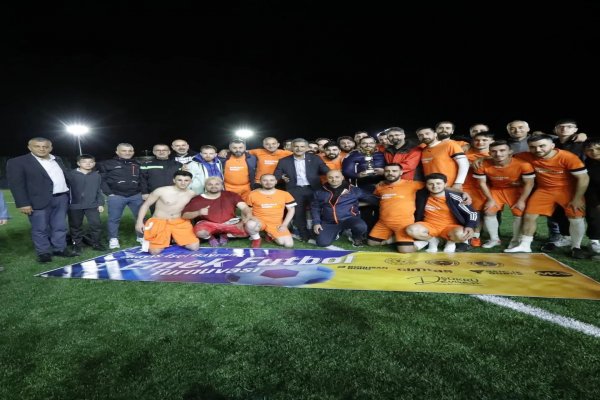 1. EMEK TURNUVASI ŞAMPİYONU BORUSAN BORU OLDU