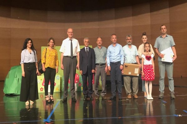 11 EYLÜL İLKOKULU ÖDÜLLERİ TOPLADI