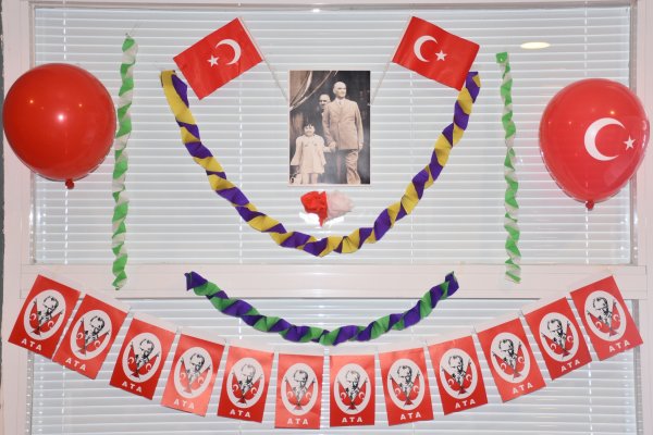 23 Nisan hediyesi Gemlik Belediyesi’nden