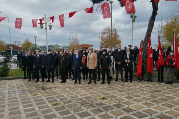 24 KASIM ÖĞRETMENLER GÜNÜ KUTLANIYOR..