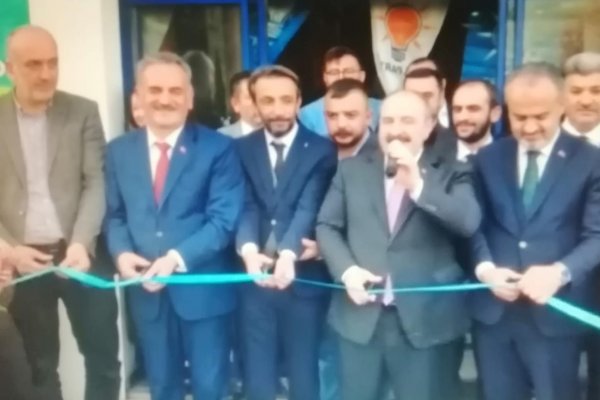 AKP İLK SEÇİM BÜROSU’NU AÇTI… VARAK YİNE SERTASLAN’A ÇATTI