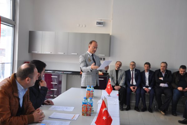 AKP’liler Kızılay Derneği’ni ele geçirdi
