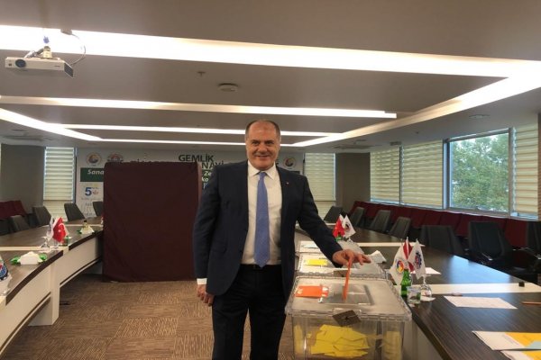 Anar Meclis başkanı seçildi