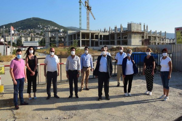 AOS DEVLET HASTANESİ’NDE 7 AYDIR TEK ÇİVİ ÇAKILMADI