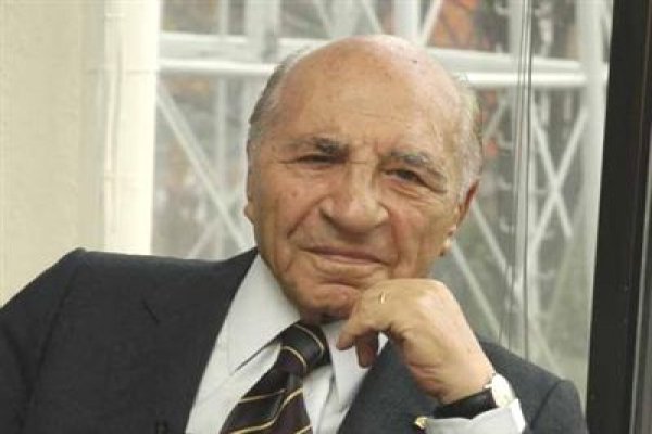 ASIM KOCABIYIK ANILIYOR