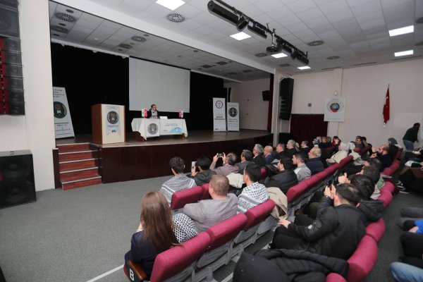 AYÇİN KANTOĞLU GEMLİK TE KONUŞTU