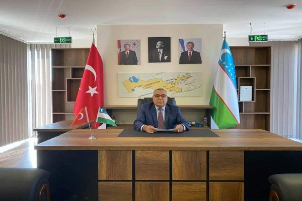 Baklan, bayrak gününü kutladı