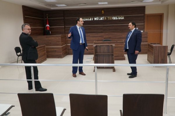 Baro Yönetiminden Hukuk Fakültesi ve Adliye’ye ziyaret