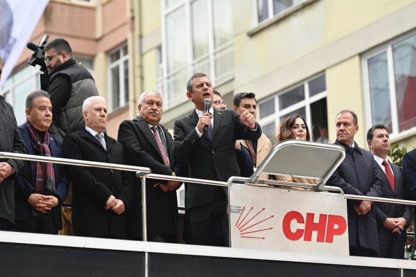 Başkan Bozbey: “Millet iradesine saygı, ülkemizin geleceğinin güvencesidir”