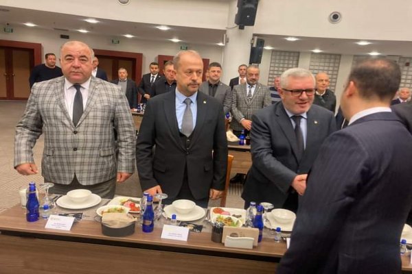 BAŞKAN ÇAKIR BURSA İŞ DÜNYASI İSTİŞARE TOPLANTISINA KATILDI 
