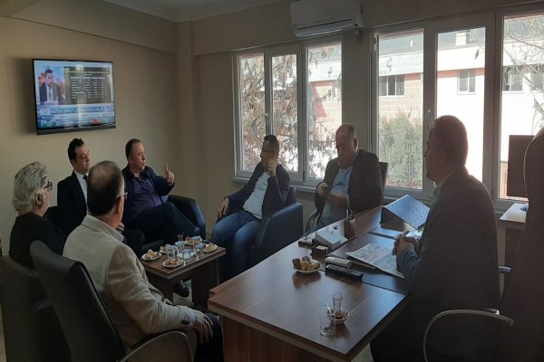 Borsa yöneticilerinden Zeytin Hali yönetimine hayırlı olsun ziyareti
