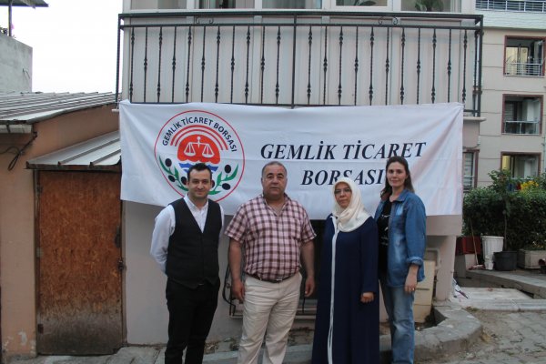 Borsadan bin kişiye iftar yemeği