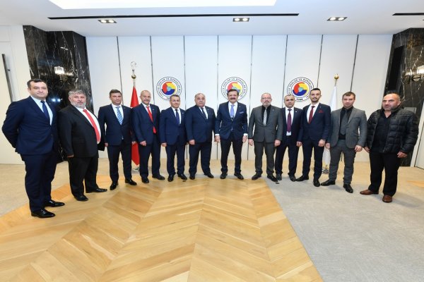 BORSADAN HİSARCIKLIOĞLU’NA ZİYARET