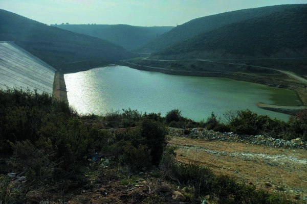 BÜYÜK KUMLA BARAJI 5 YIL GECİKTİ