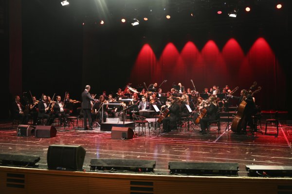 BÜYÜKŞEHİR’DEN ‘CUMHURİYET KADINLARI’ KONSERİ