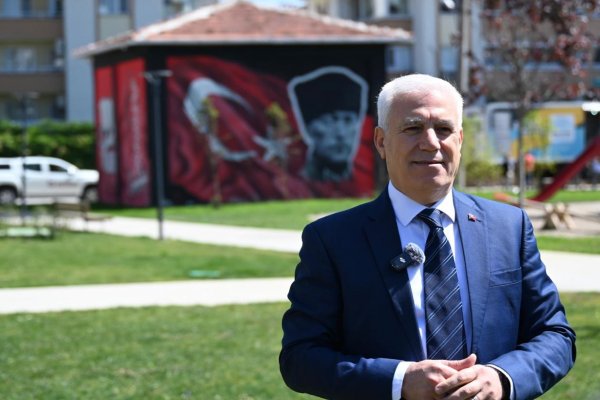 ​​​​​​​Büyükşehir’den emeklilere destek çeki