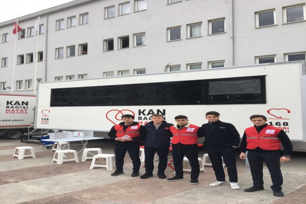 CBAL öğrencileri kan bağışı için harekete geçti