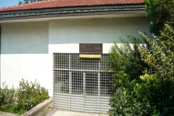 Celal Bayar Kütüphanesi 4 yıldır kapalı