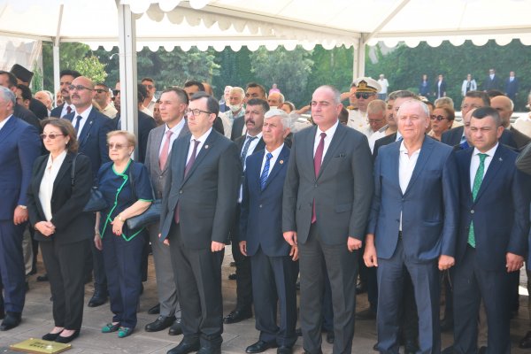 CELAL BAYAR ÖLÜMÜNÜN 36. YILDÖNÜMÜNDE ANILDI