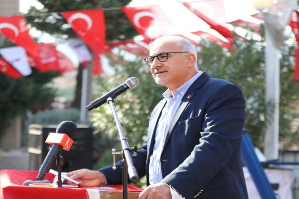 CHP DEN ÖĞRETMENLER GÜNÜ KUTLAMASI