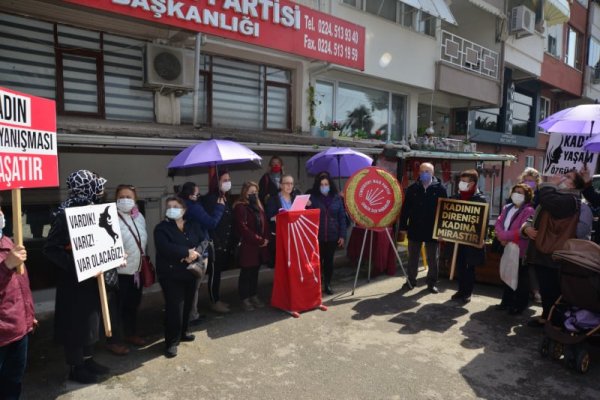 CHP’Lİ KADINLAR İSTANBUL SÖZLEŞMESİNİN KALDIRILMASINI KINADILAR