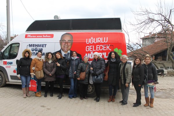 CHP’Lİ KADINLAR KIRSALA AĞIRLIK VERDİ