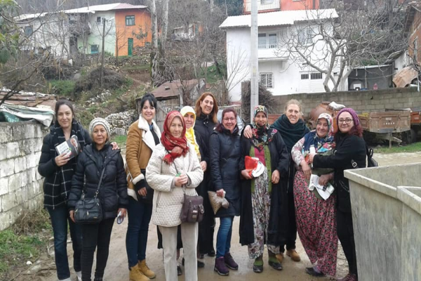 CHP’li kadınlar ‘Uğurlu Gelecek’ projelerini tanıtıyor