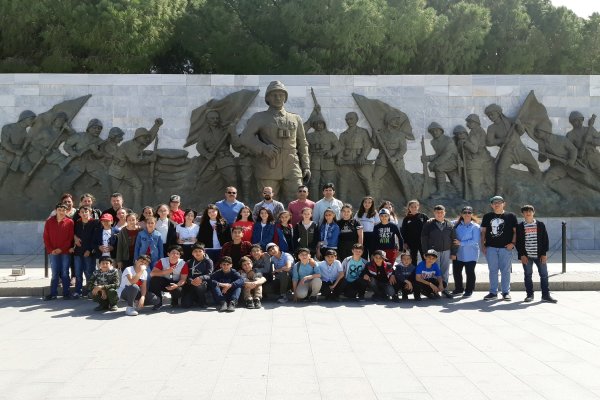 Çınarlı öğrenciler Çanakkale’yi gezdi