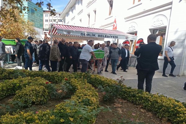 CİNAYETE KURBAN GİDEN ASİYE VE VURAL KAYA GENÇALİ’DE TOPRAĞA VERİLDİ