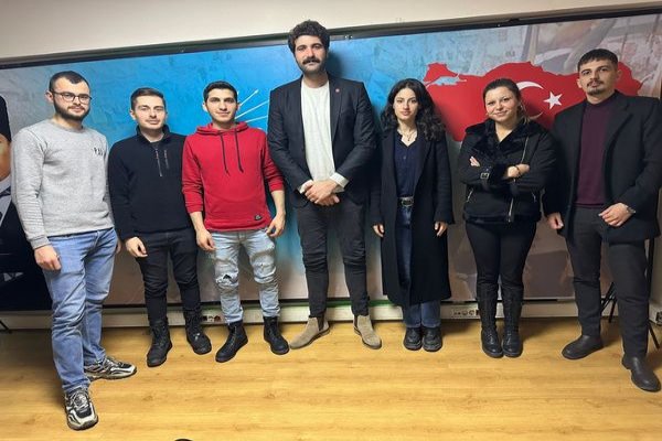 Cumhuriyet Halk Partisi Gemlik Gençlik Kolları’nda Görkem Hüseyin Erdoğan Dönemi