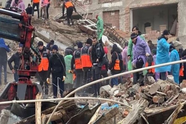 DEPREM CAN KAYBI 39 BİN 672
