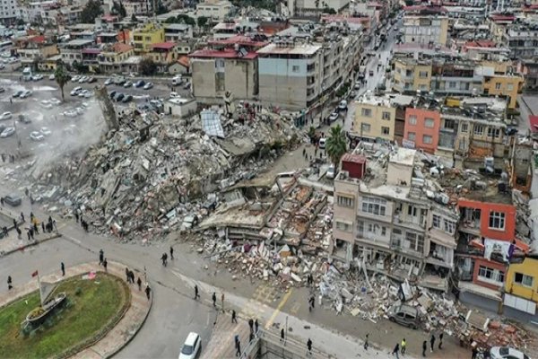 Depremde can kaybı 1498’e yükseldi