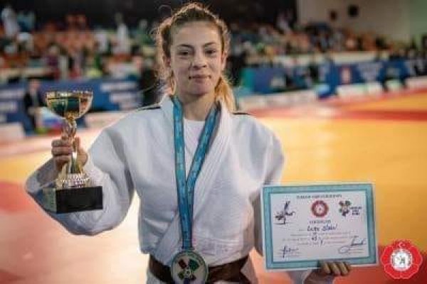 Doğa Süren Avrupa hazırlık şampiyonasında üçüncü oldu
