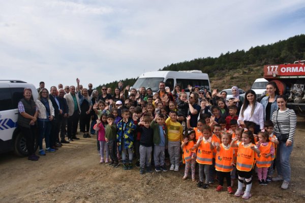 DÜNYA KIZ ÇOCUKLARI GÜNÜNDE UMUT OLDULAR