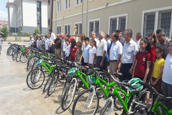 DynEd ödülleri sahiplerini buldu