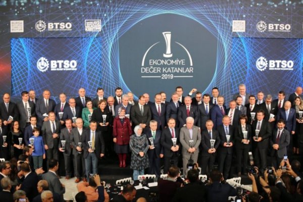 EKONOMİYE DEĞER KATANLAR ÖDÜLLENDİRİLDİ