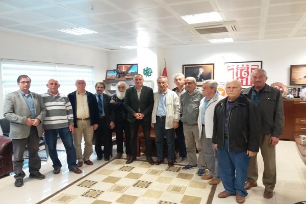 Emekli öğretmenler Sertaslan’dan lokal istedi