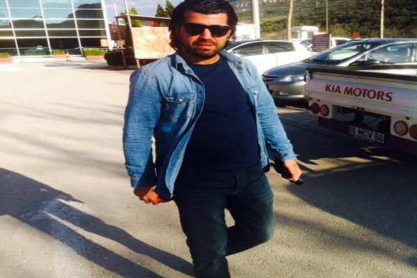 Eniştesini pompalı tüfek ile öldürdü