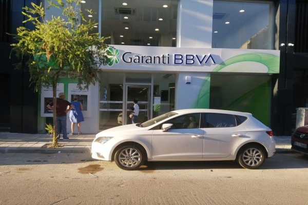 GARANTİ BANKASI ORHANGAZİ CADDESİNE TAŞINDI...