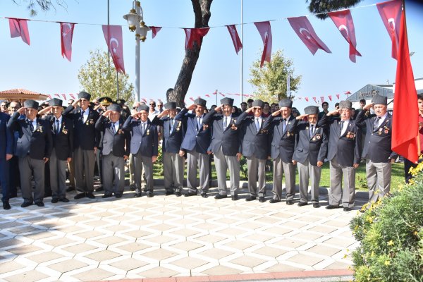 Gazilerimiz Gemlik’te de anıldı