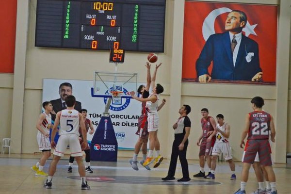 GEMLİK BASKETBOL FİNALDE