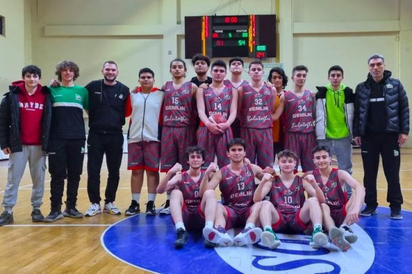 GEMLİK BASKETBOL U18 B TAKIMJ YARI FİNALDE