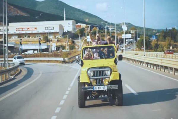 Gemlik Belediyesi “Gemlik’e Gideceğim” şarkısının telif hakkını aldı