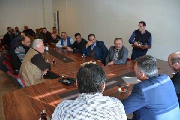 GEMLİK BELEDİYESİ HAYVANCILIĞA DESTEK İÇİN DÜĞMEYE BASTI
