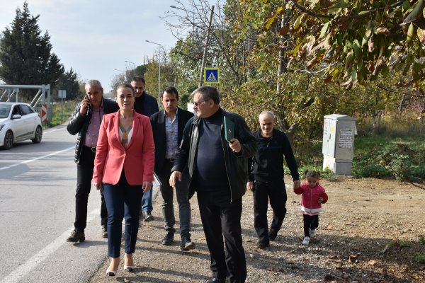 Gemlik Belediyesi sorunları yerinde tespit ediyor