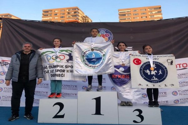 Gemlik Belediyespor Ankara’dan madalya ile döndü