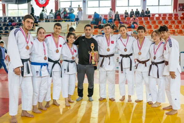 Gemlik Belediyespor Judo’da Ümitler 1. Liginde