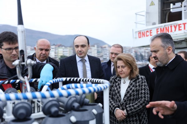 Gemlik Körfezi'nin röntgeni çekiliyor