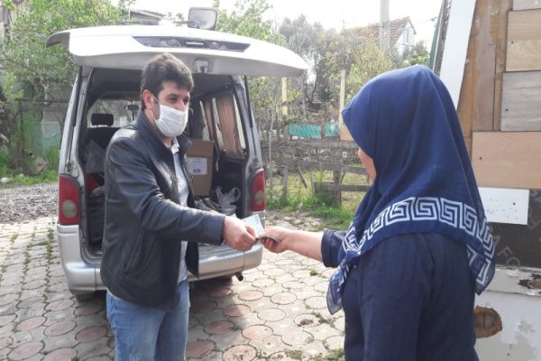 GEMLİK’TE  4 BİN AİLEYE BİNER LİRA NAKDİ YARDIM