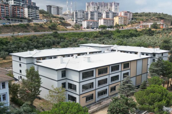 Gemlik’te 500 Kişilik Öğrenci Yurdu Tamamlanmak Üzere